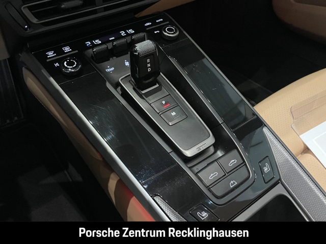 Porsche 992 911 Carrera 4S Cabriolet Surround-View LED