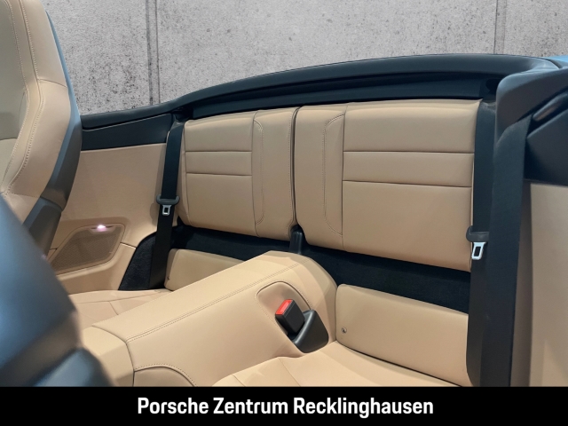 Porsche 992 911 Carrera 4S Cabriolet Surround-View LED