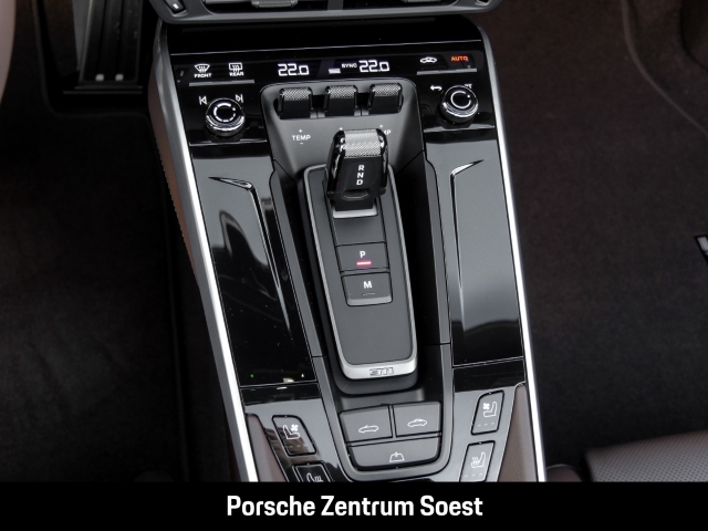 Porsche 911 T-Hybrid -2 (911) Carrera 4 GTS Cabriolet