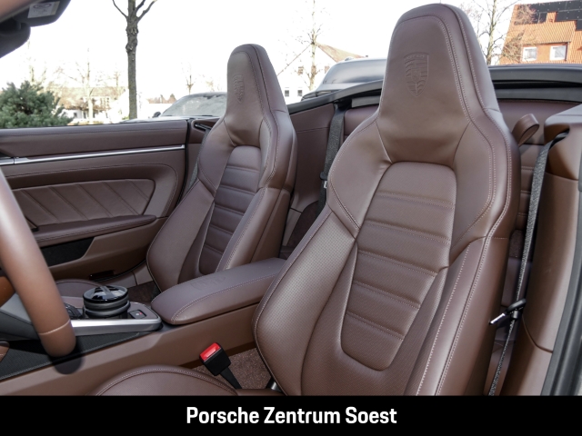 Porsche 911 T-Hybrid -2 (911) Carrera 4 GTS Cabriolet