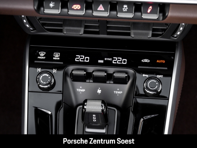 Porsche 911 T-Hybrid -2 (911) Carrera 4 GTS Cabriolet