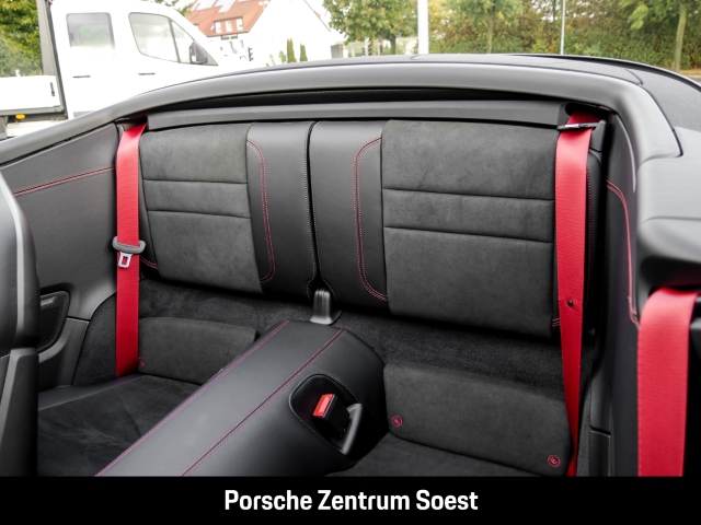 Porsche 992 Carrera 4 GTS Cabrio/Sport-Chrono/Burmester