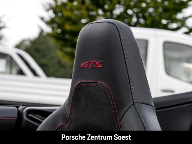 Porsche 992 Carrera 4 GTS Cabrio/Sport-Chrono/Burmester