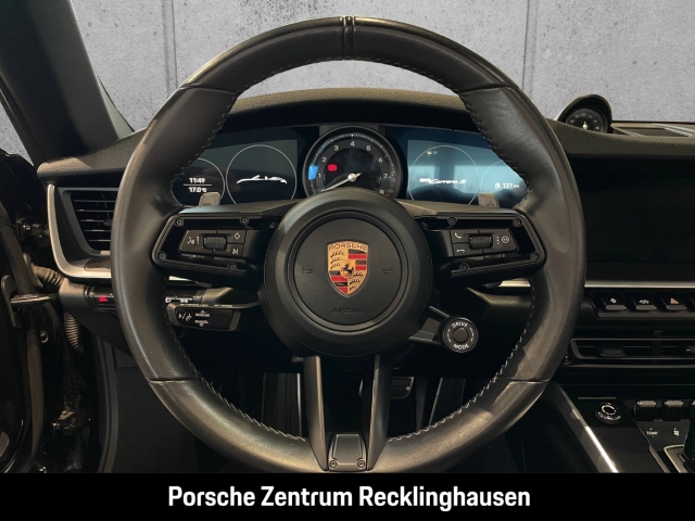 Porsche 992 911 Carrera S Cabrio Sportabgas BOSE 21-Zoll