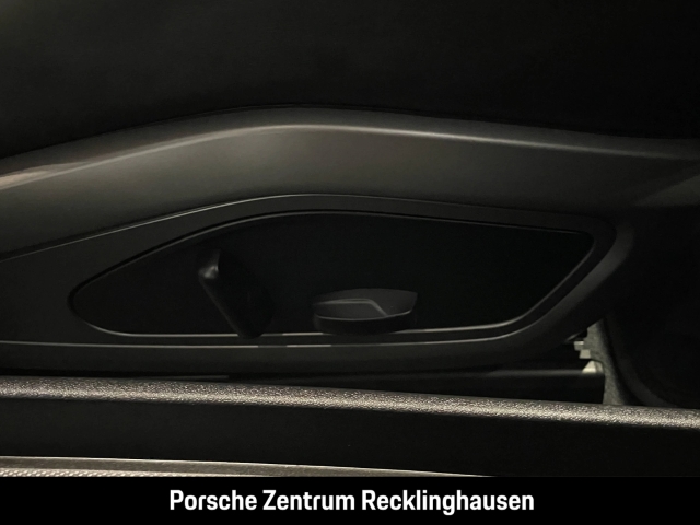 Porsche 992 911 Carrera S Cabrio Sportabgas BOSE 21-Zoll