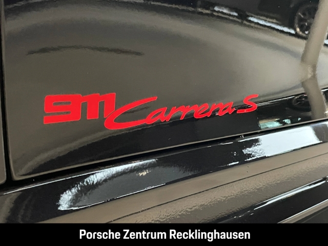 Porsche 992 911 Carrera S Cabrio Sportabgas BOSE 21-Zoll