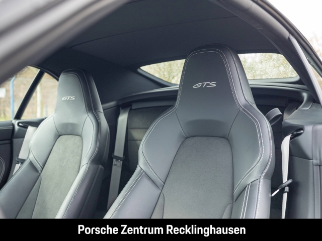 Porsche 992 911 Carrera 4 GTS Cabriolet BOSE LED-Matrix