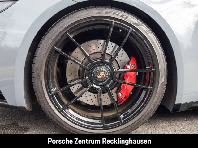 Porsche 992 911 Carrera 4 GTS Cabriolet BOSE LED-Matrix