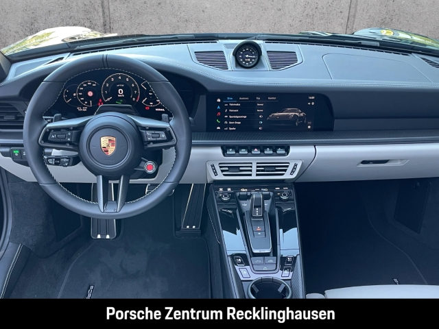 Porsche 992 911 Carrera GTS Cabrio Sportabgas Burmester