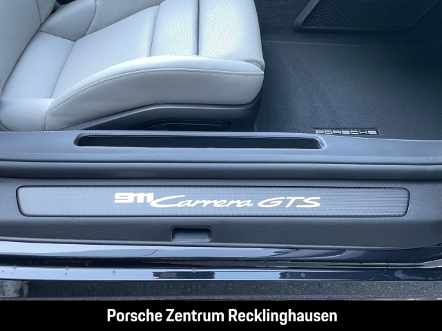 Porsche 992 911 Carrera GTS Cabrio Sportabgas Burmester