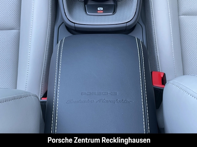 Porsche 992 911 Carrera GTS Cabrio Sportabgas Burmester