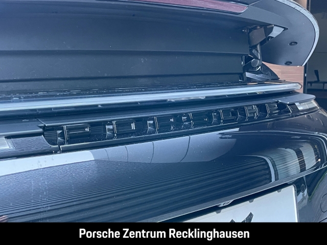 Porsche 992 911 Carrera GTS Cabrio Sportabgas Burmester