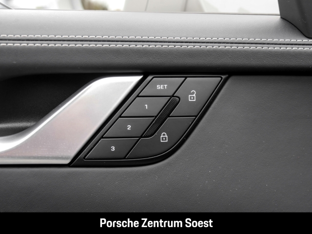 Porsche 992 Carrera S Cabriolet/PASM/Sport-Chrono/BOSE