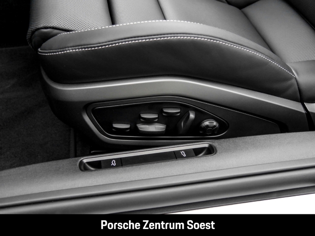 Porsche 992 Targa 4S/HD-Matrix-LED/Sport-Chrono/BOSE