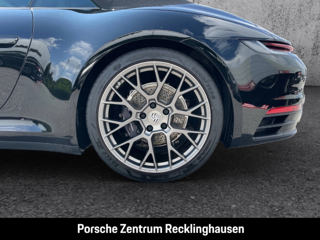 Porsche 992 911 Carrera Cabriolet Rückfahrkamera BOSE