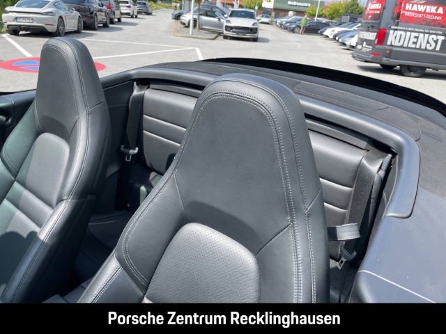 Porsche 992 911 Carrera Cabriolet Rückfahrkamera BOSE
