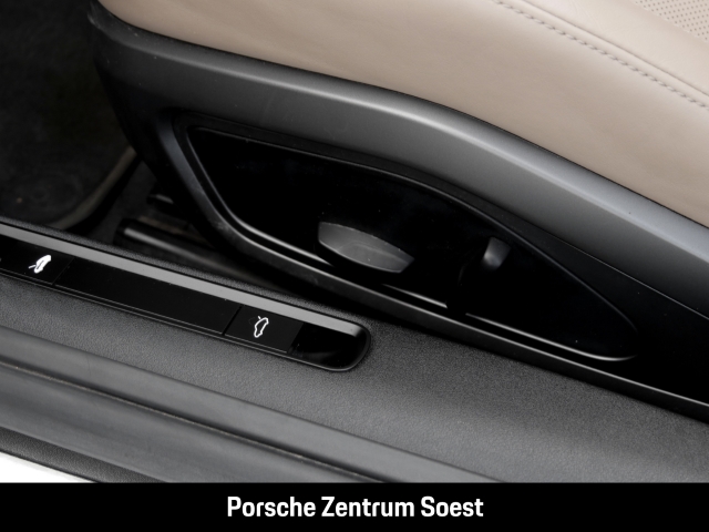 Porsche 992 Carrera Cabriolet/21-Zoll/Sport-Chrono/BOSE