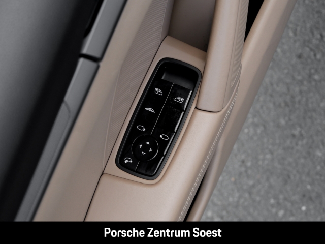 Porsche 992 Carrera Cabriolet/21-Zoll/Sport-Chrono/BOSE