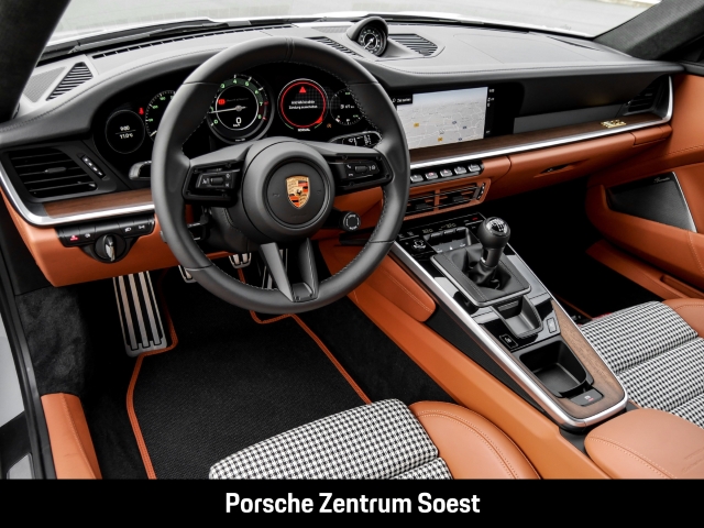 Porsche 992 Sport Classic/Surround-View/Burmester