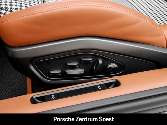 Porsche 992 Sport Classic/Surround-View/Burmester