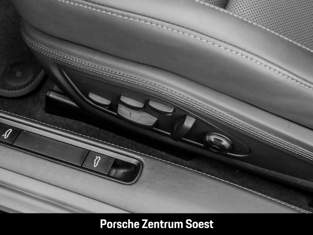 Porsche 992 .2 Targa 4 GTS/PTS mondstein/PCCB/Burmester