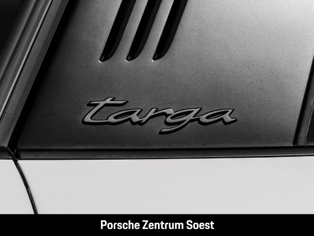 Porsche 992 .2 Targa 4 GTS/PTS mondstein/PCCB/Burmester