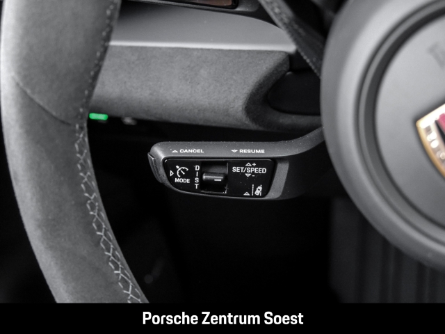 Porsche Macan Electric GTS