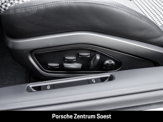Porsche 911 Turbo S Cabriolet/Heritage-Design/Burmester