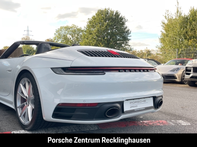 Porsche 992 911 Carrera 4S Cabriolet Sportabgas BOSE