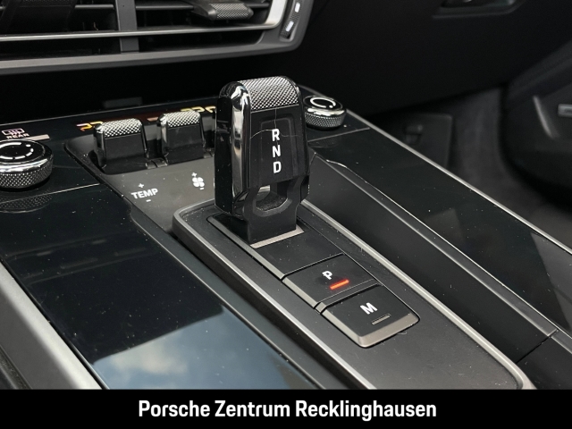 Porsche 992 911 Carrera 4S Cabriolet Sportabgas BOSE