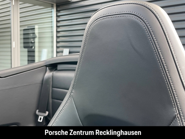 Porsche 992 911 Carrera 4S Cabriolet Sportabgas BOSE