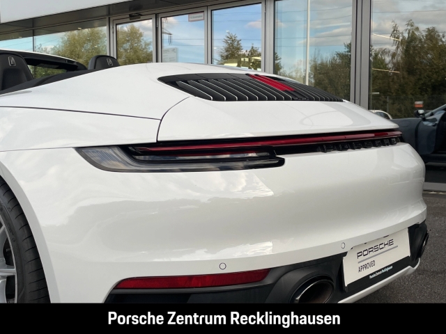 Porsche 992 911 Carrera 4S Cabriolet Sportabgas BOSE