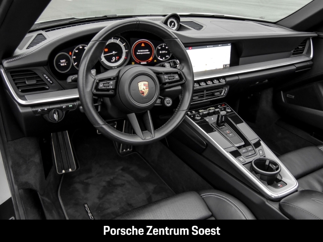 Porsche 992 Carrera 4S Cabriolet/Sport-Chrono/BOSE