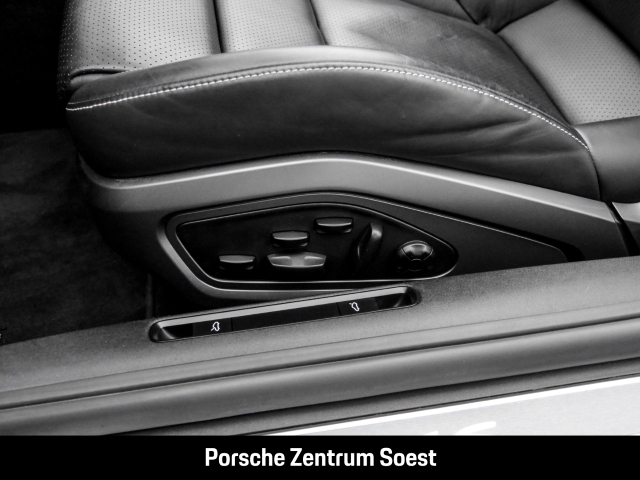 Porsche 992 Carrera 4S Cabriolet/Sport-Chrono/BOSE