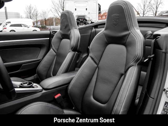 Porsche 992 Carrera 4S Cabriolet/Sport-Chrono/BOSE