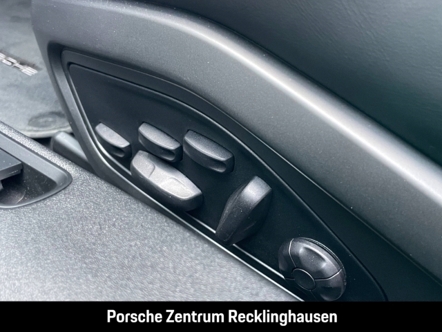 Porsche 992 911 GT3 Liftsystem Vorderachse LED-Matrix BOSE
