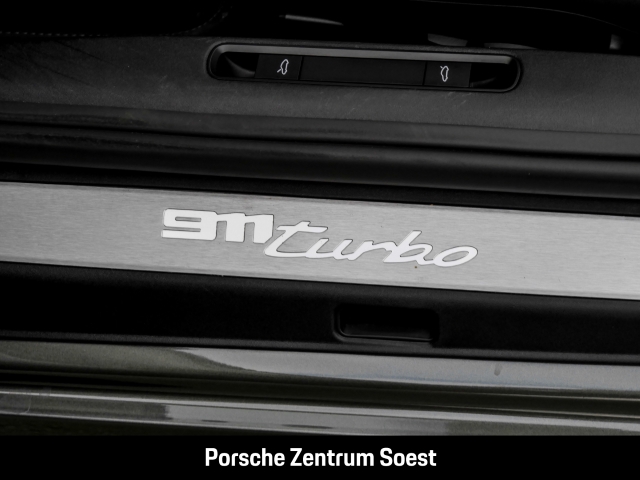 Porsche 992 Turbo Cabriolet/Matrix-LED/Surround-View