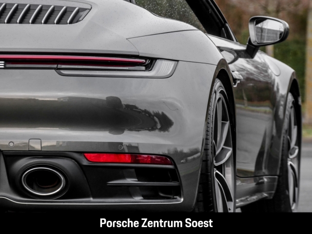 Porsche 992 Carrera 4S Cabriolet/21-Zoll/Matrix-LED/BOSE
