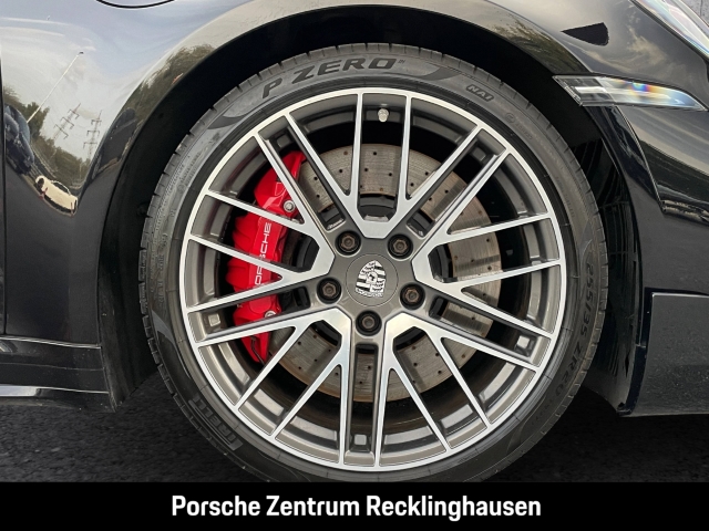 Porsche 992 911 Turbo Cabrio Burmester Sportabgas LED-Matrix
