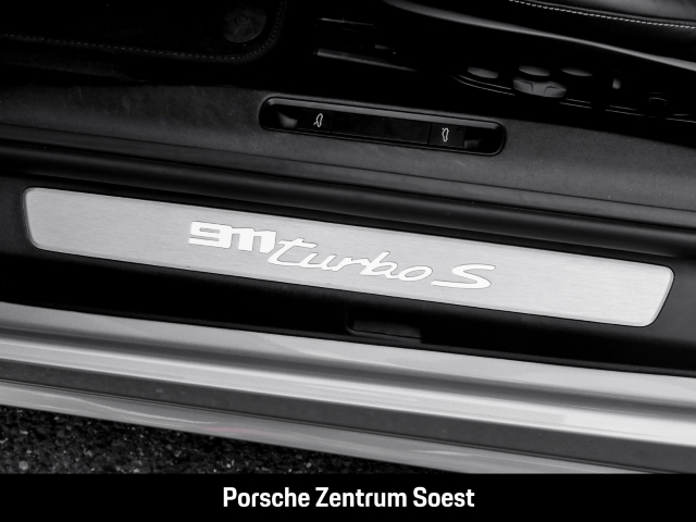 Porsche 992 Turbo S Cabriolet/Surround-View/Burmester