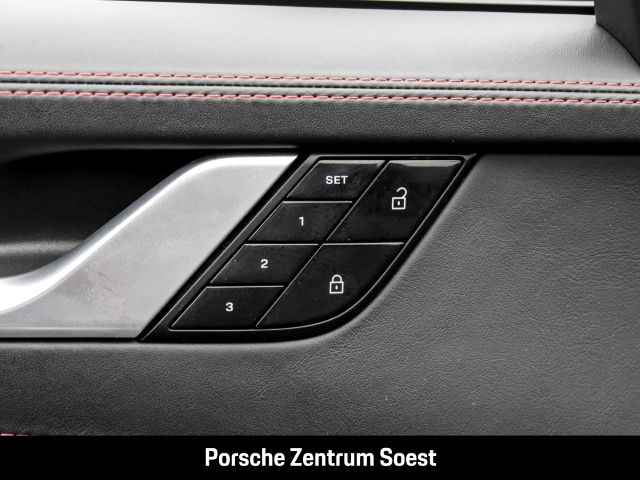 Porsche 992 Turbo S Cabriolet/Surround-View/Burmester