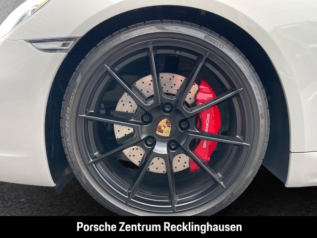 Porsche Cayman 718 GTS 4.0 BOSE nur 4.583 km Sportabgas