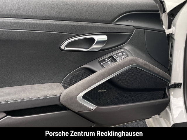 Porsche Cayman 718 GTS 4.0 BOSE nur 4.583 km Sportabgas