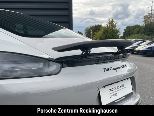 Porsche Cayman 718 GTS 4.0 BOSE nur 4.583 km Sportabgas