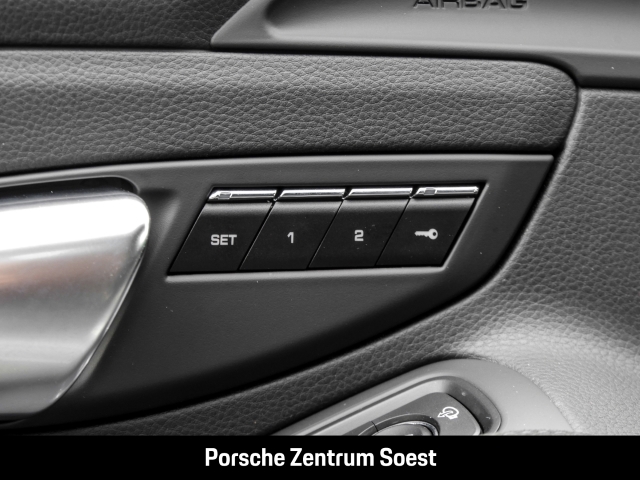 Porsche Cayman GTS 4.0/PASM/Apple CarPlay/BOSE