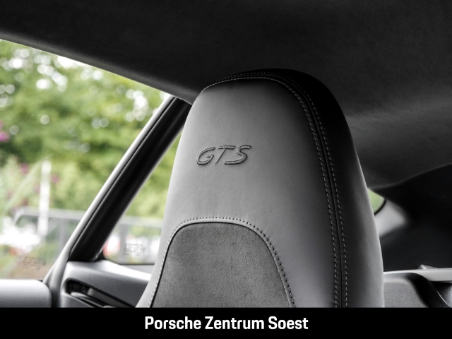 Porsche Cayman GTS 4.0/PASM/Apple CarPlay/BOSE