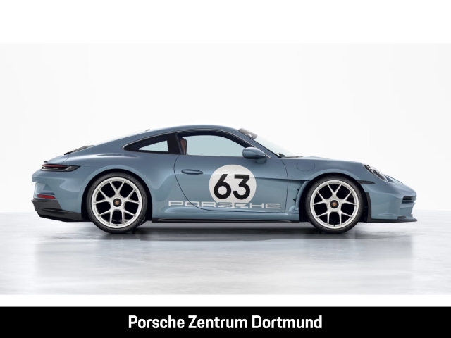 Porsche 992 (911) S T
