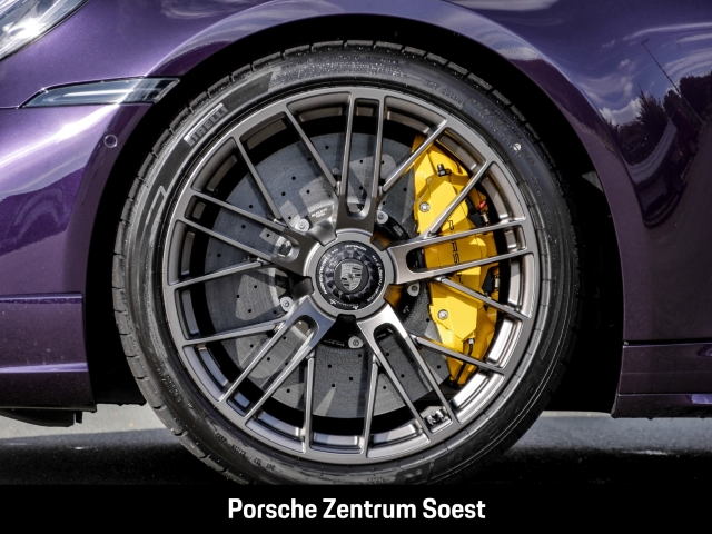 Porsche 992 Turbo S Cabrio/Burmester/PASM/Lift/InnoDrive