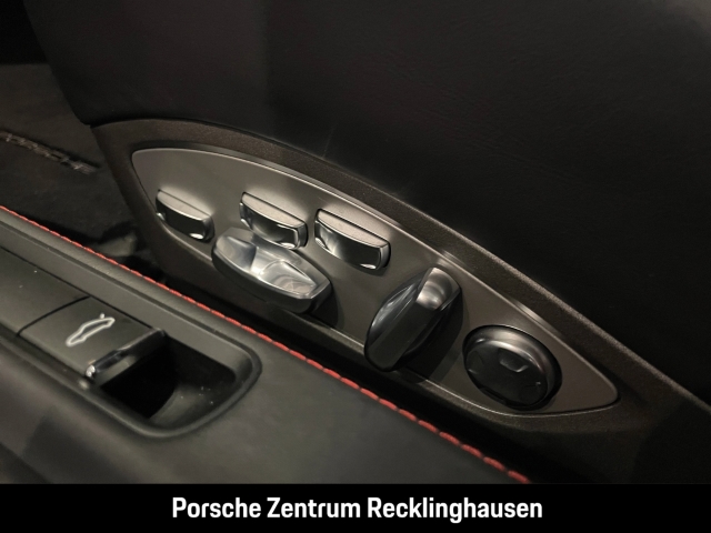 Porsche Cayman 718 GT4 Rückfahrkamera BOSE Sportsitze