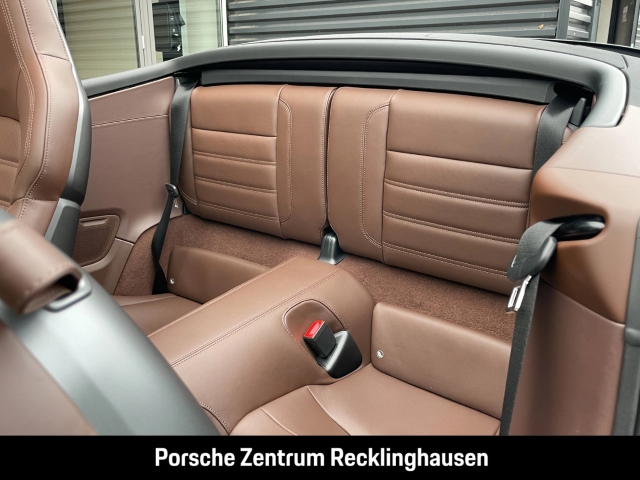 Porsche 992 911 Carrera Cabriolet Clubleder Sportabgas